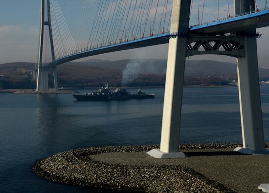 Pacific Navy vessels head for maneuvers in Indian Ocean