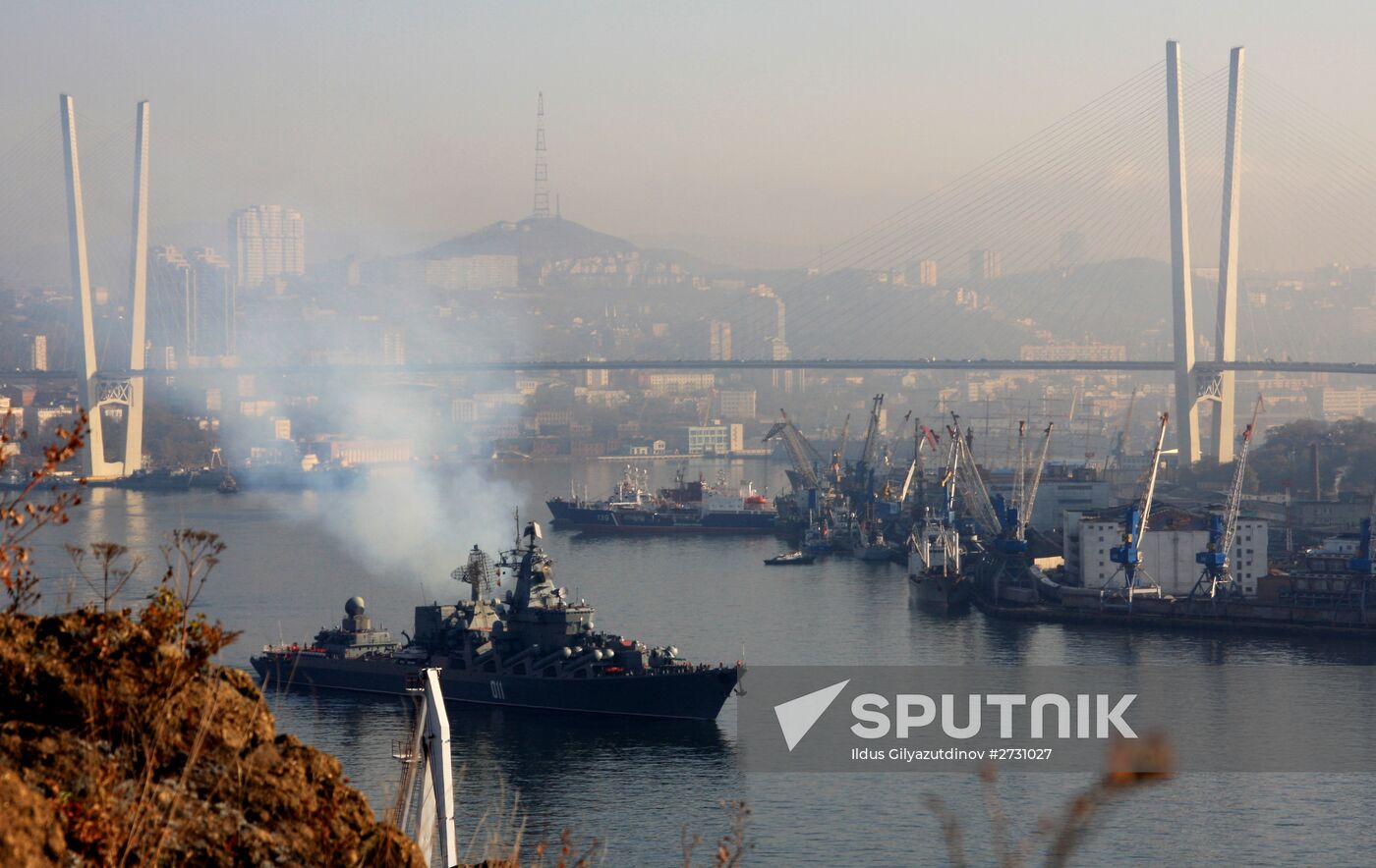Pacific Navy vessels head for maneuvers in Indian Ocean