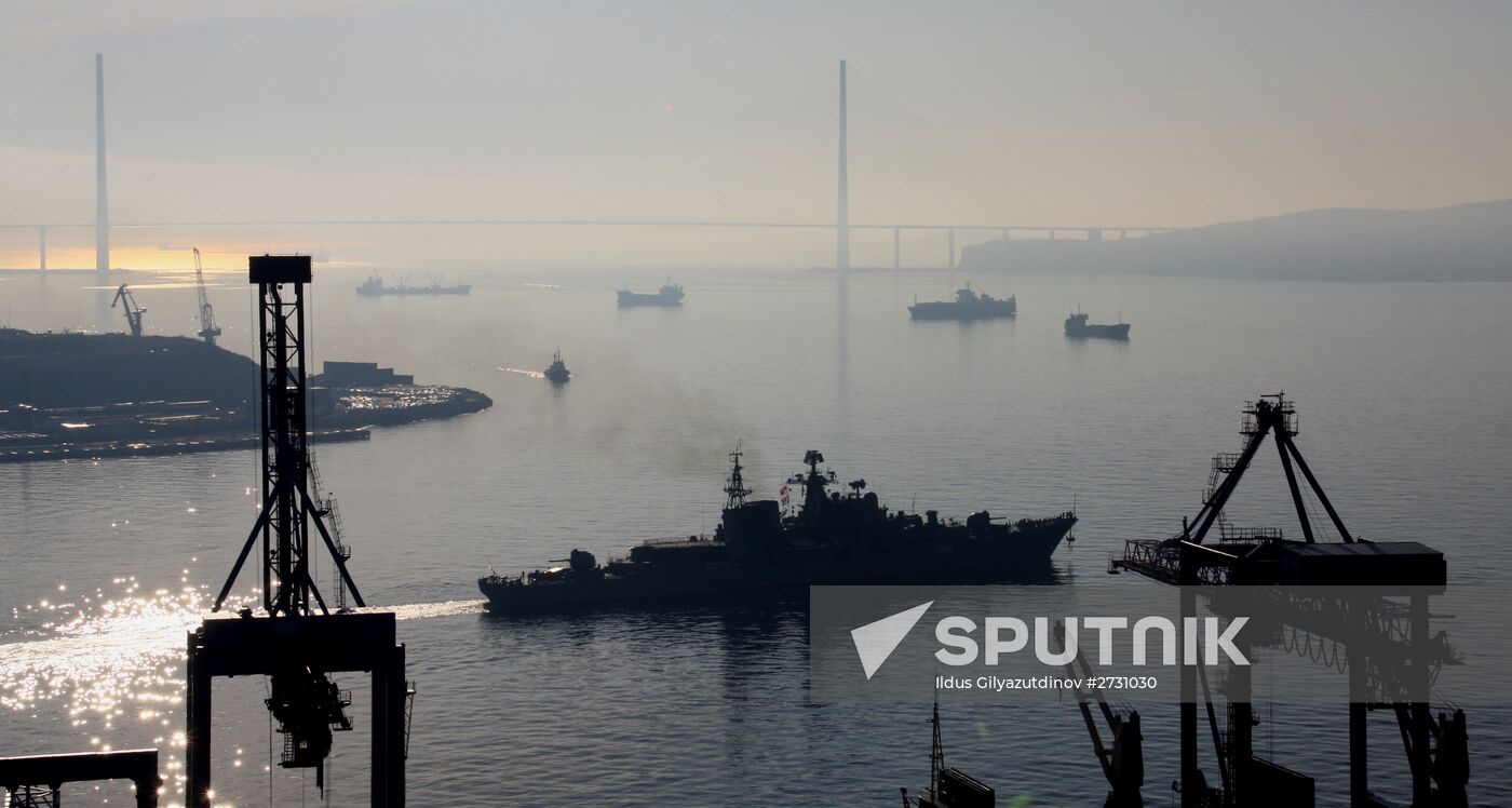 Pacific Navy vessels head for maneuvers in Indian Ocean