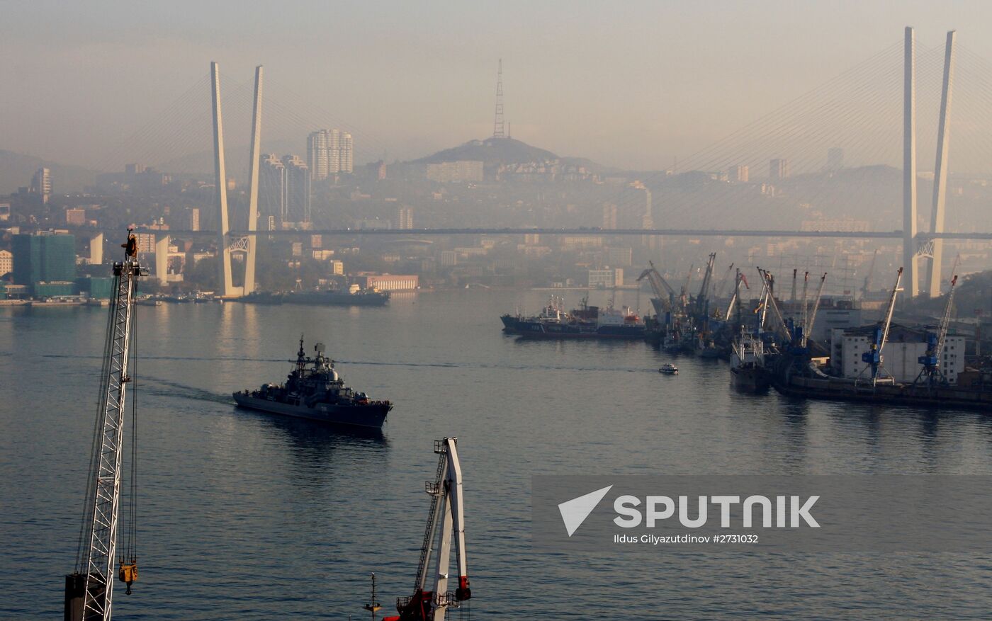Pacific Navy vessels head for maneuvers in Indian Ocean