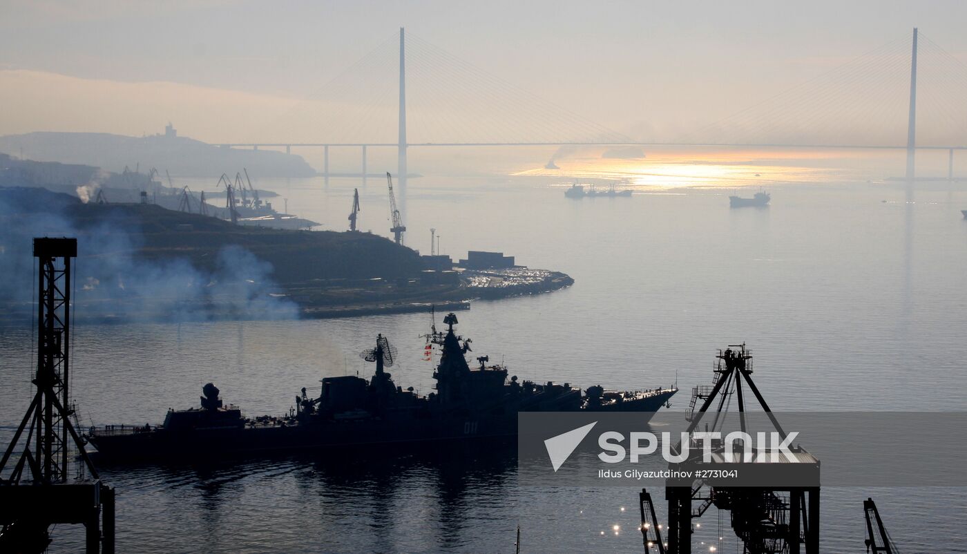 Pacific Navy vessels head for maneuvers in Indian Ocean
