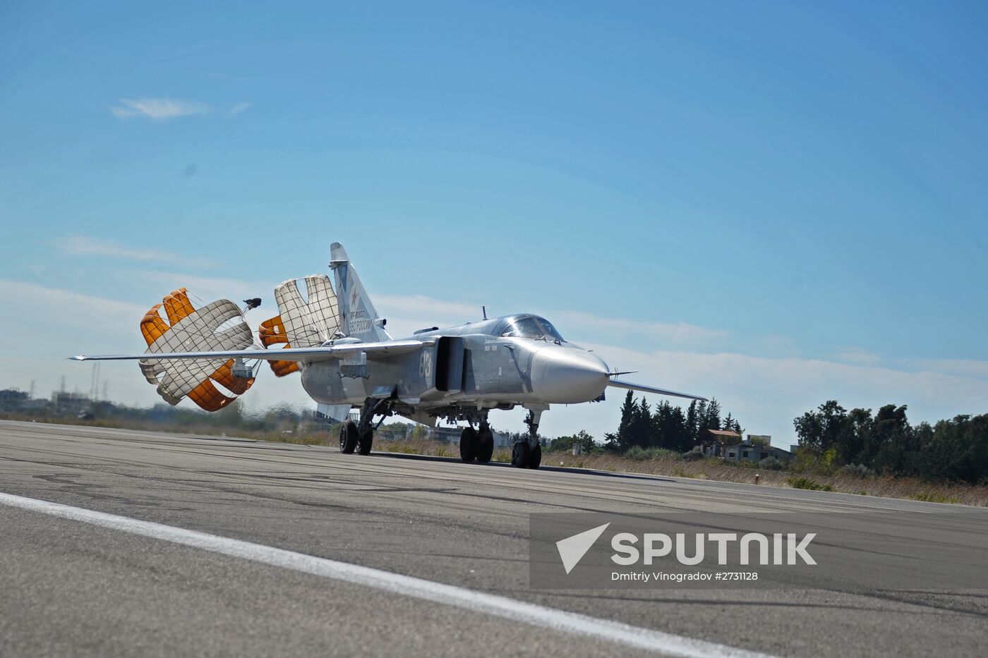 Russian warplanes at Hemeimeem air base in Syria