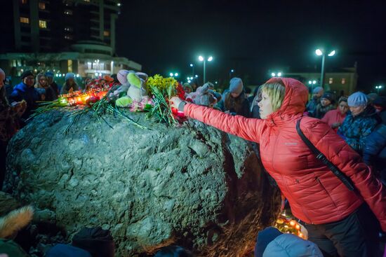 Action in memory of A-321 crash victims in cities of Russia