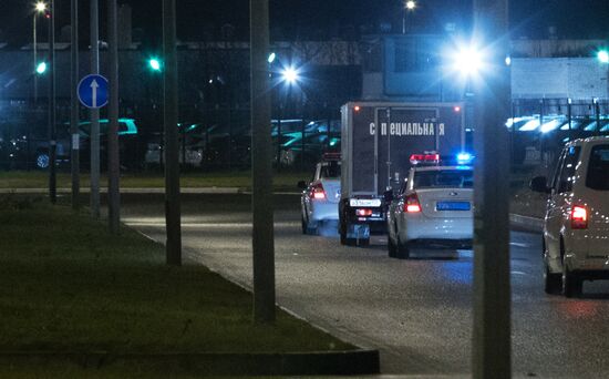 Emergencies Ministry plane delivers A321 crash victims and their personal belongings to St. Petersburg