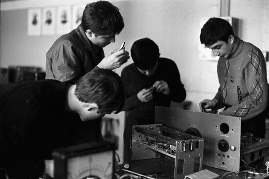 Physics and maths boarding school