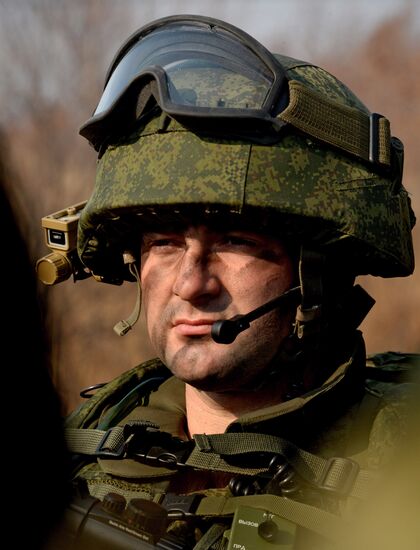 Combined tactical artillery and reconnaissance units exercise