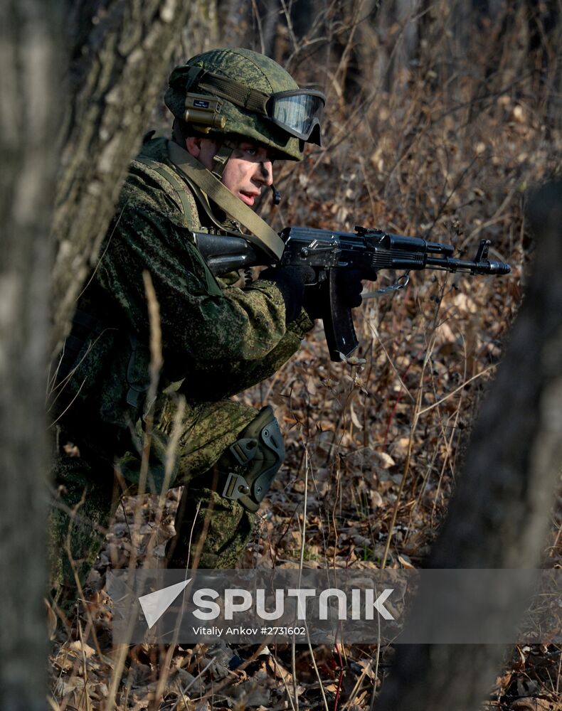 Combined tactical artillery and reconnaissance units exercise