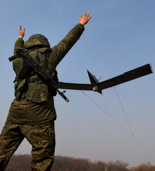 Combined tactical artillery and reconnaissance units exercise