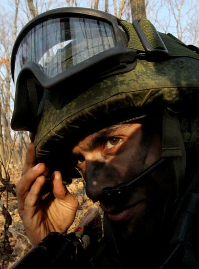 Combined tactical artillery and reconnaissance units exercise