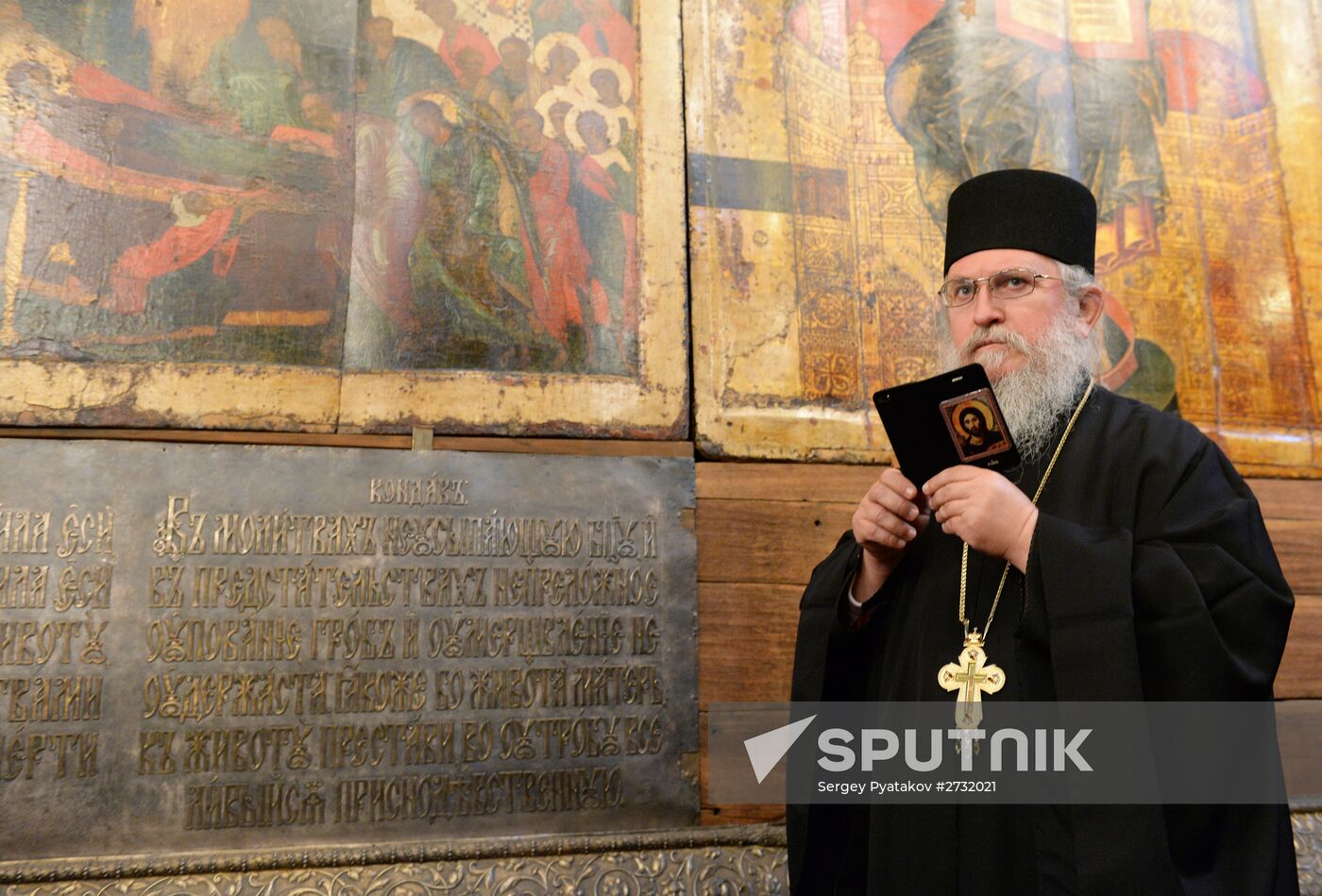 Patriarch Kirill conducts liturgy on Icon of Our Lady of Kazan holiday