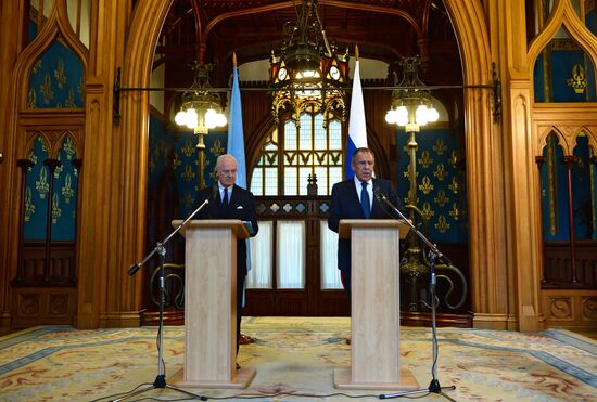 Russian FM Sergey Lavrov meets with UN Special Envoy for Syria de Mistura