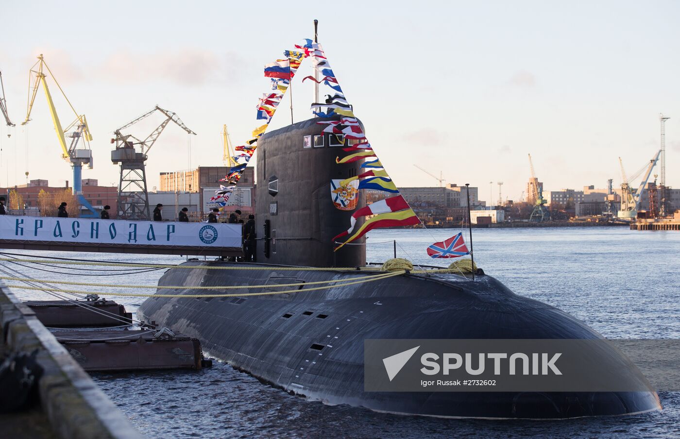 Russian Navy receives submarine Krasnodar
