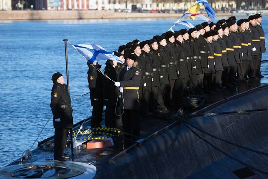 Russian Navy receives submarine Krasnodar