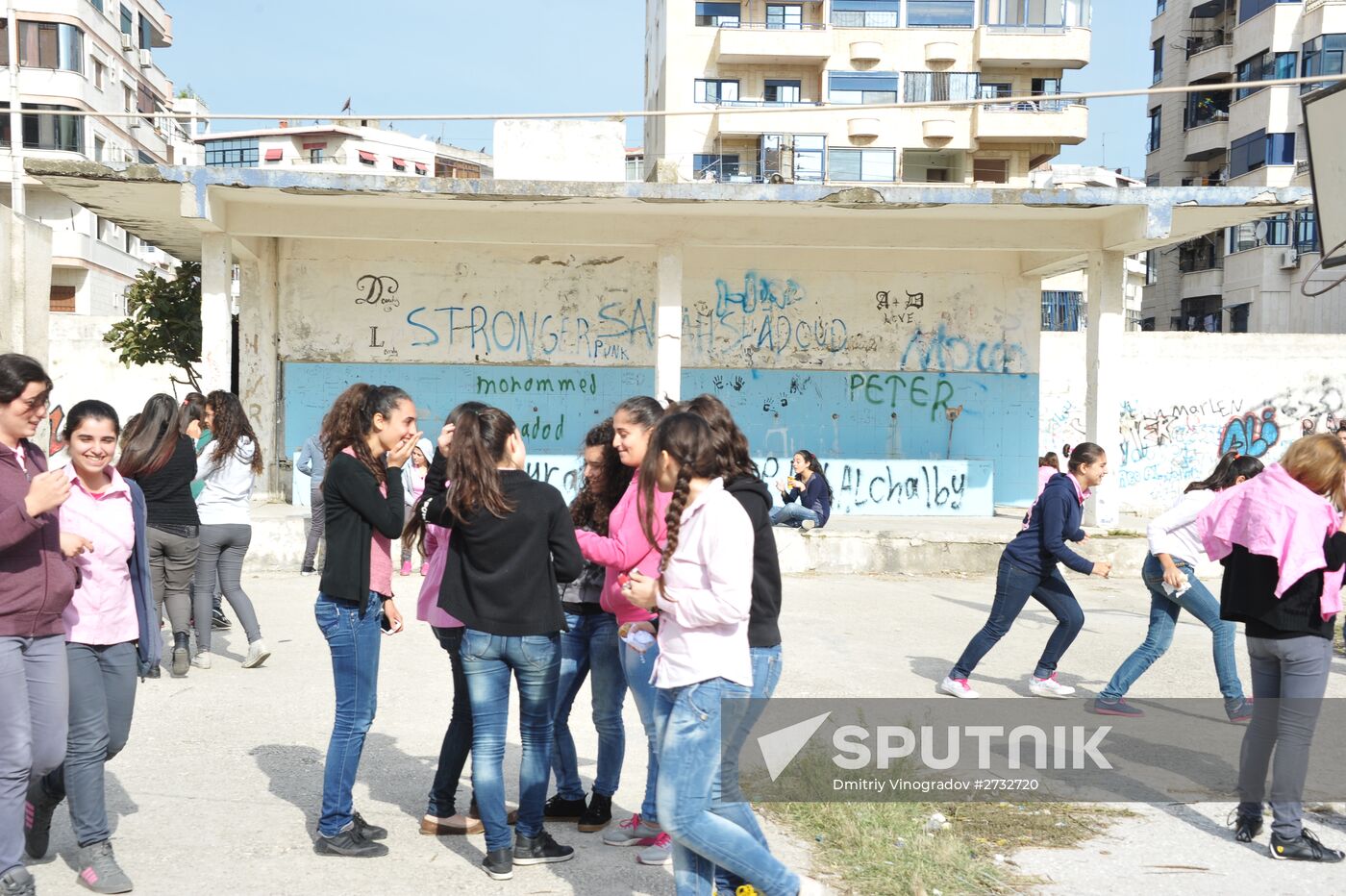 Break at Syrian school