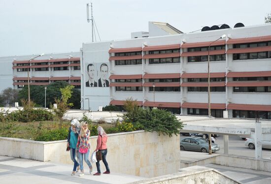 Russian language class at the Institute of Foreign Languages, Tishreen University, Syria