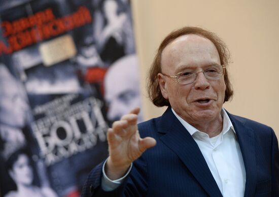 Edward Radzinsky presents his book