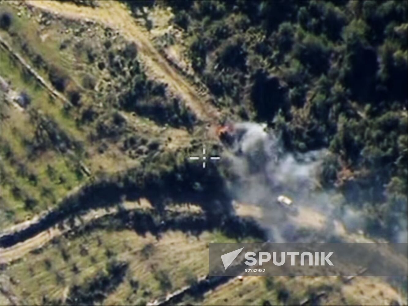 Russian airstikes hit Islamic State positions in Syria