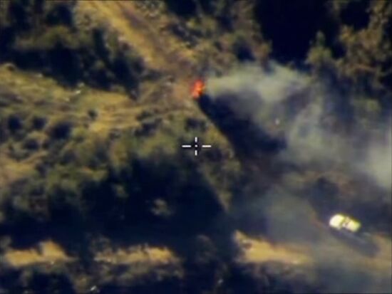Russian airstikes hit Islamic State positions in Syria