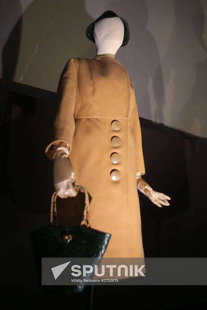 Exhibition "100 Years of Fashion in Russia: 1915-2015. Pieces from Alexander Vasilyev's Collection"