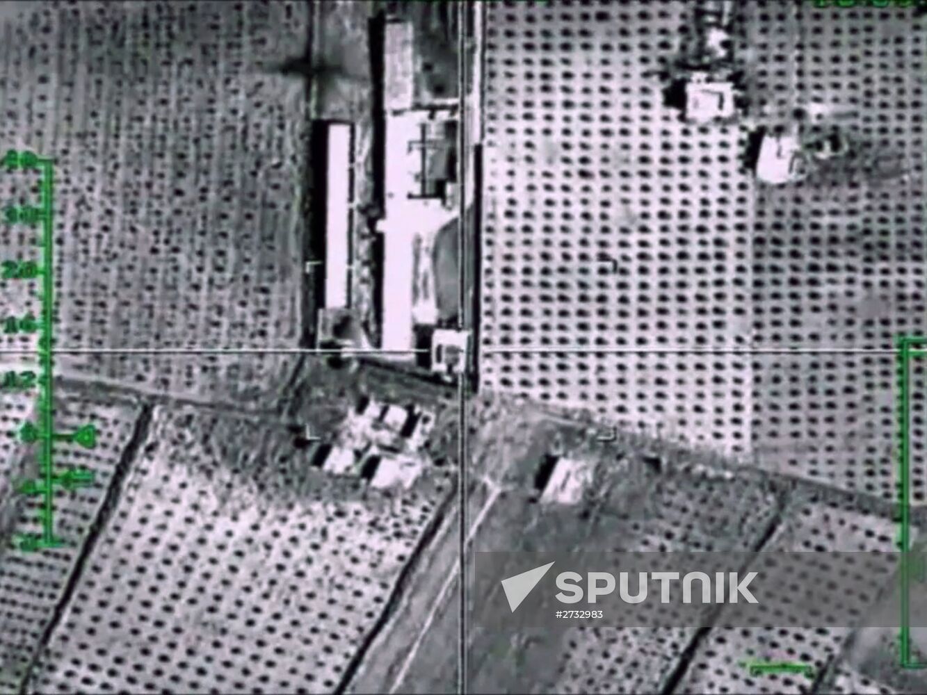 Russian airstikes hit Islamic State positions in Syria