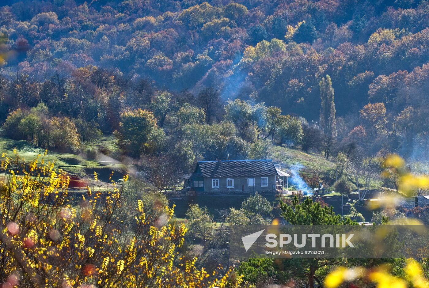 Village of Schastlivoye, Crimea