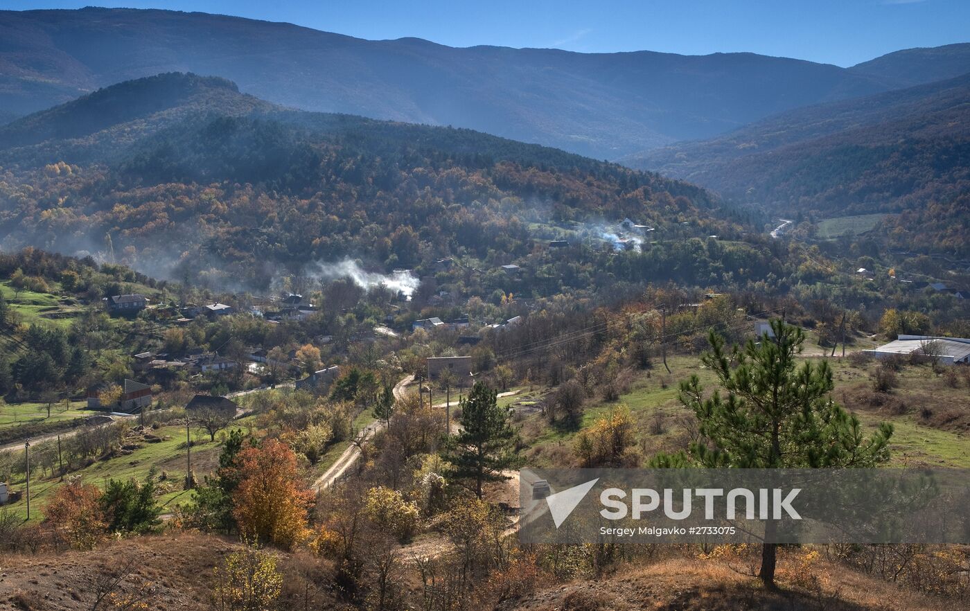 Village of Schastlivoye, Crimea