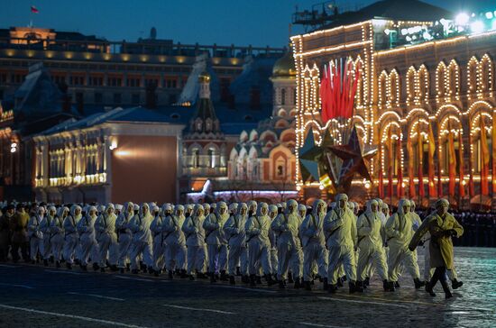 Rehearsal of march to mark legendary 1941 military parade