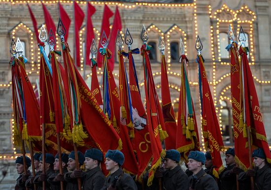 Rehearsal of march to mark legendary 1941 military parade