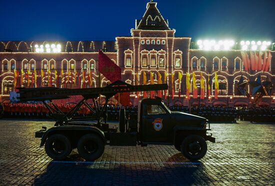 Rehearsal of march to mark legendary 1941 military parade