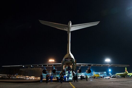 Emergencies Ministry aircraft delivers seriously sick children from Donetsk and Lugansk regions to Moscow