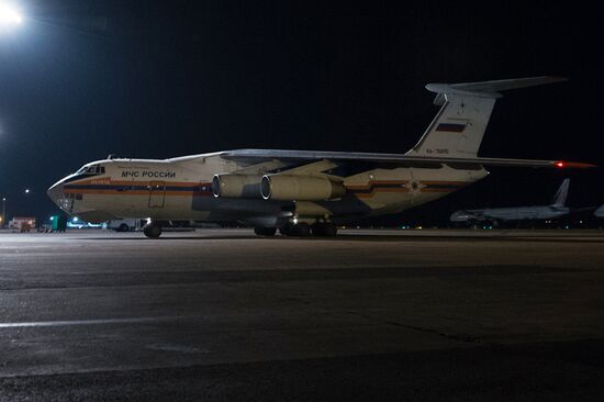 Emergencies Ministry aircraft delivers seriously ill children from Donetsk and Lugansk regions to Moscow