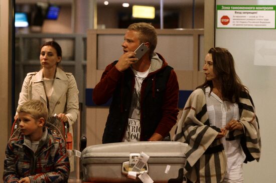 Russia suspends flights to Egypt
