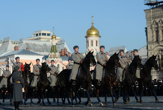March to mark legendary 1941 military parade