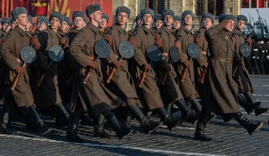 March to mark legendary 1941 military parade