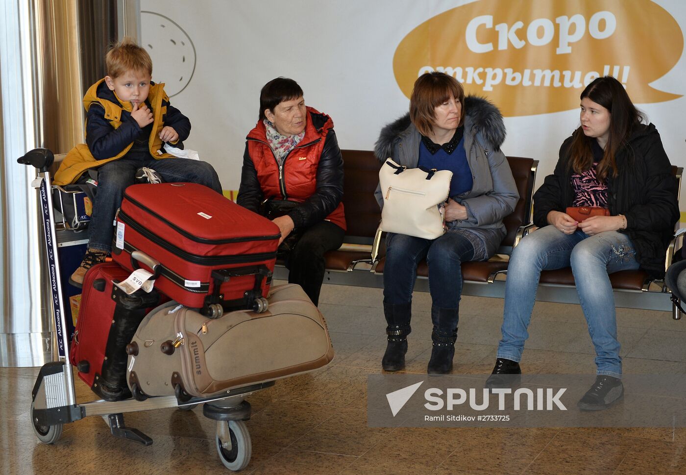 Russia suspends flights to Egypt