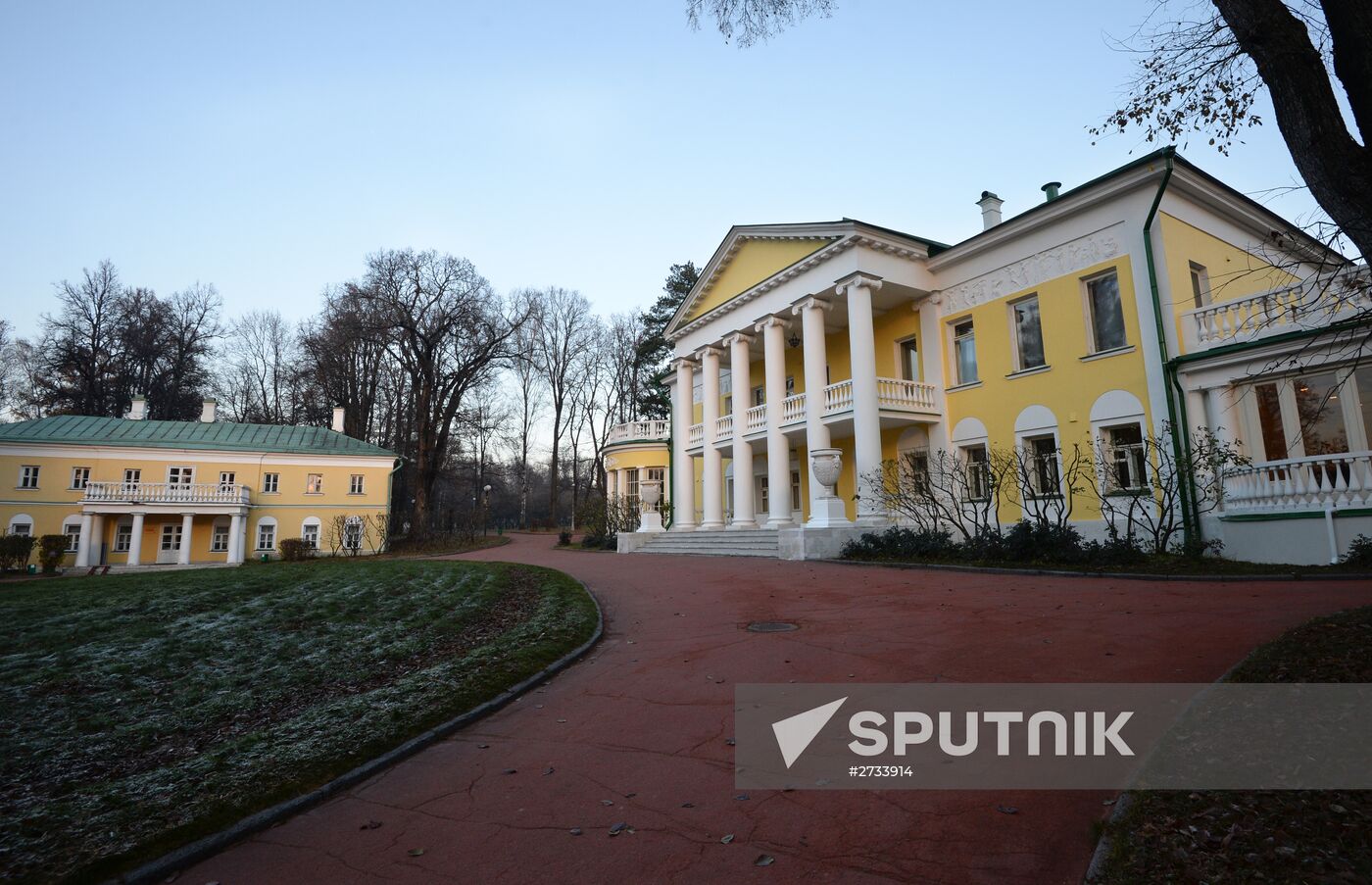 Gorki Leninskiye Estate re-opens after renovations