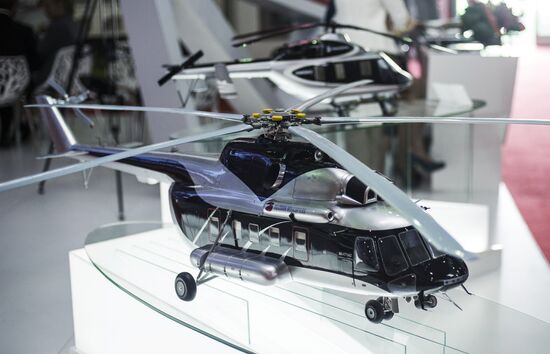 Dubai Airshow-2015. Day One
