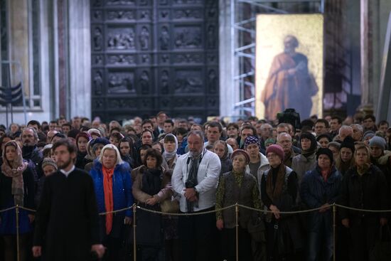 Memorial service for A321 crash victims in St. Petersburg