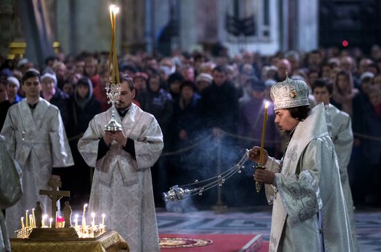 Memorial service for A321 crash victims in St. Petersburg