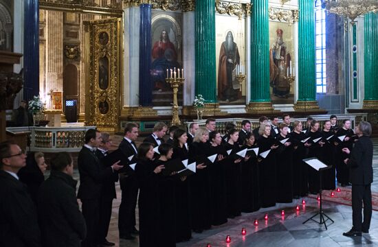 Memorial service for victims of A321 air crash, in St. Petersburg