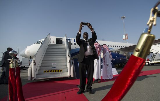 2015 Dubai Airshow. Day One