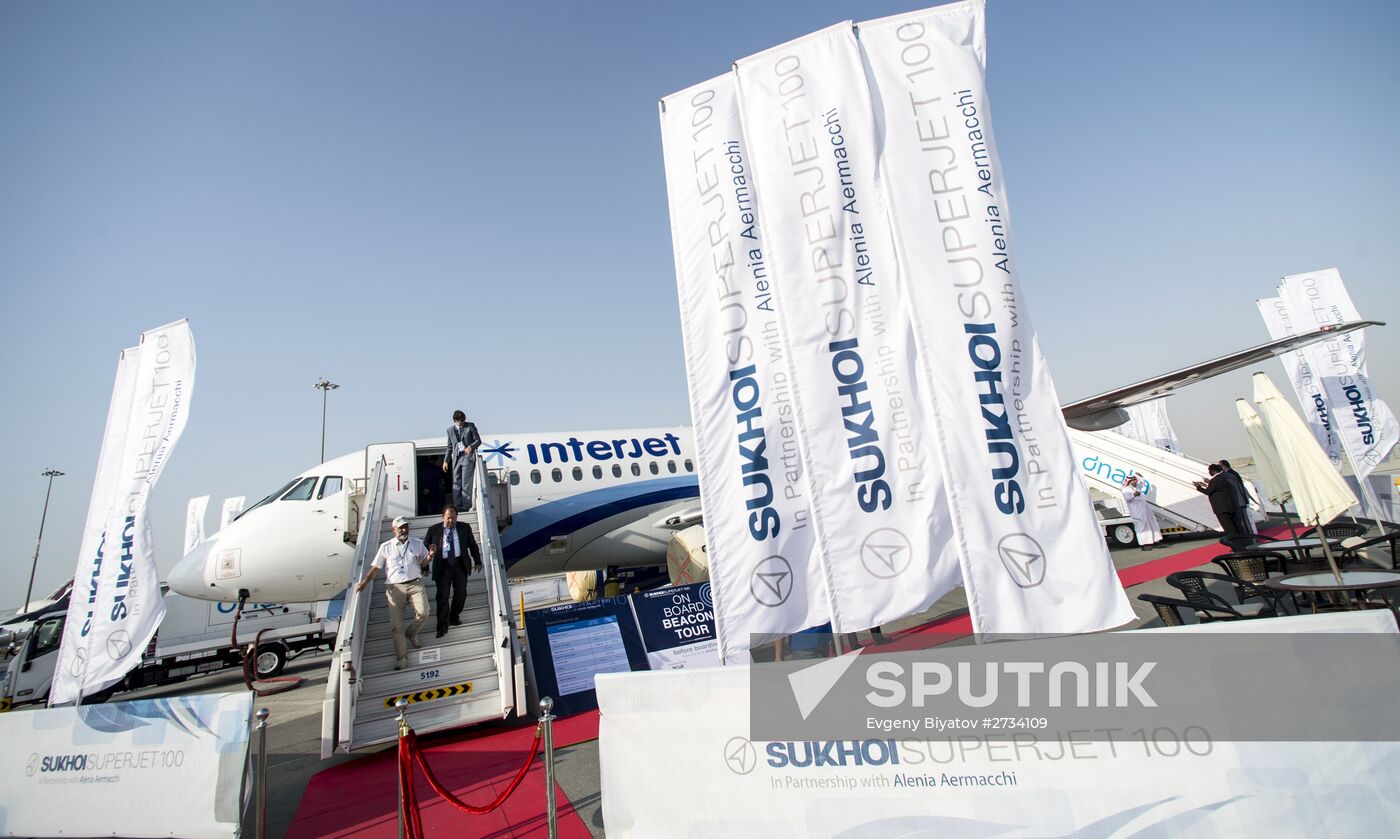 2015 Dubai Airshow. Day One