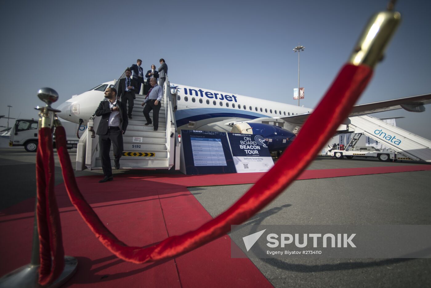 2015 Dubai Airshow. Day One