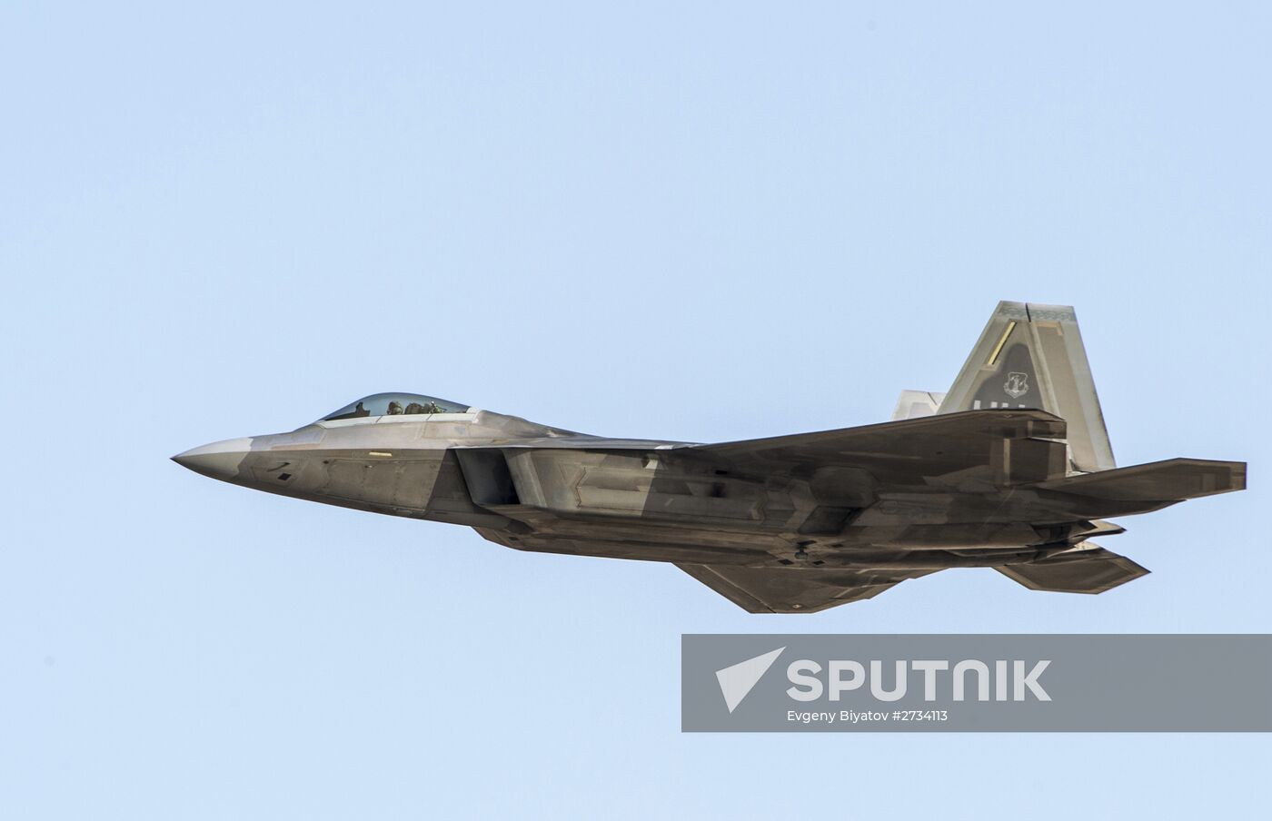 2015 Dubai Airshow. Day One