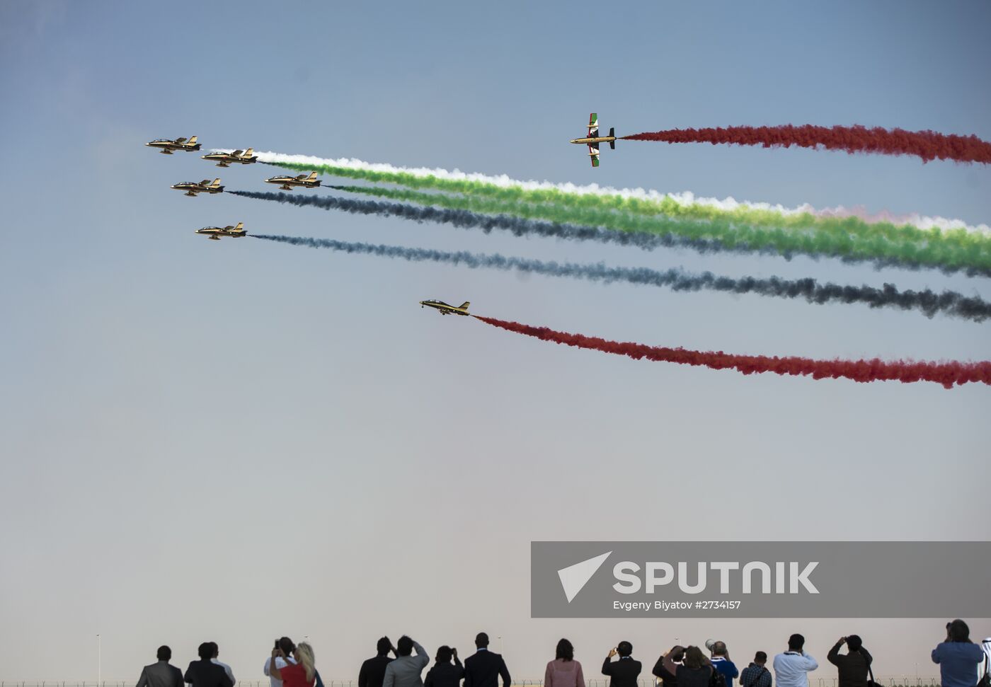 2015 Dubai Airshow. Day One