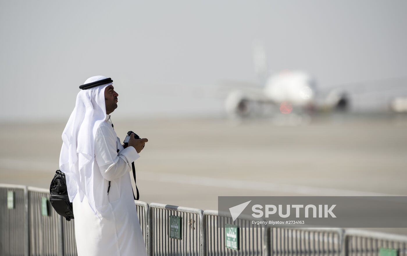 2015 Dubai Airshow. Day One