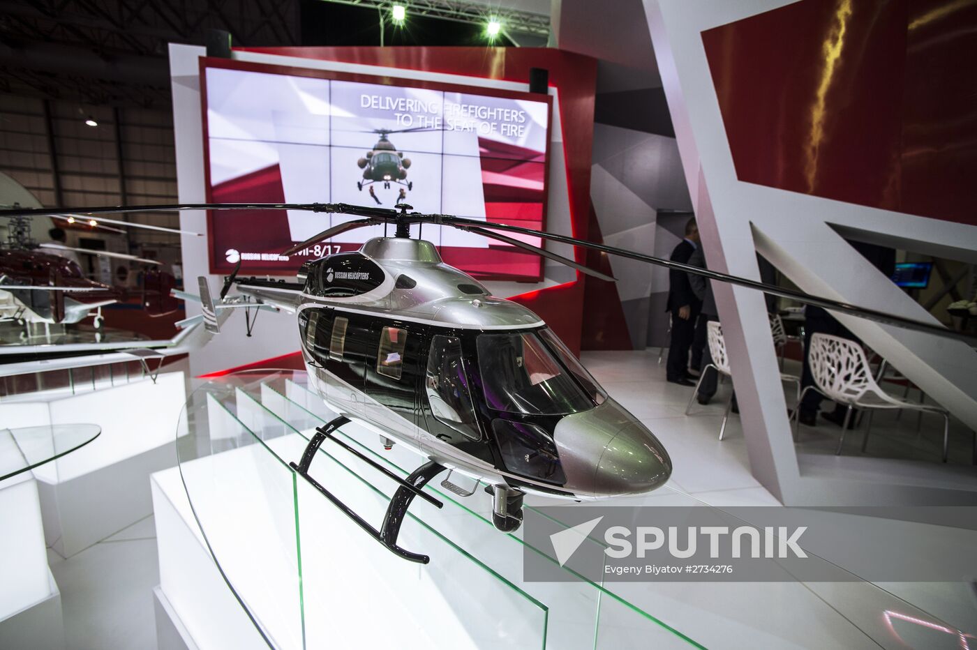 2015 Dubai Airshow. Day One