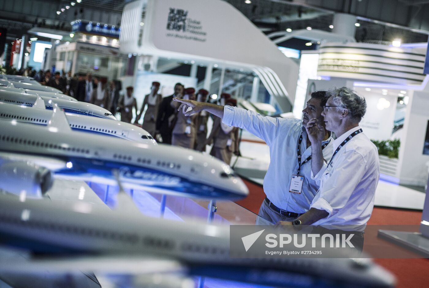 2015 Dubai Airshow. Day One