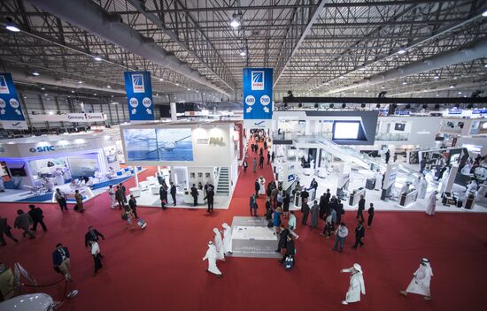 2015 Dubai Airshow. Day Two