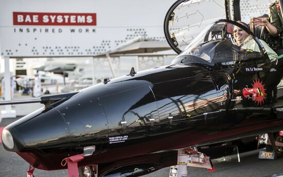 2015 Dubai Airshow. Day Two